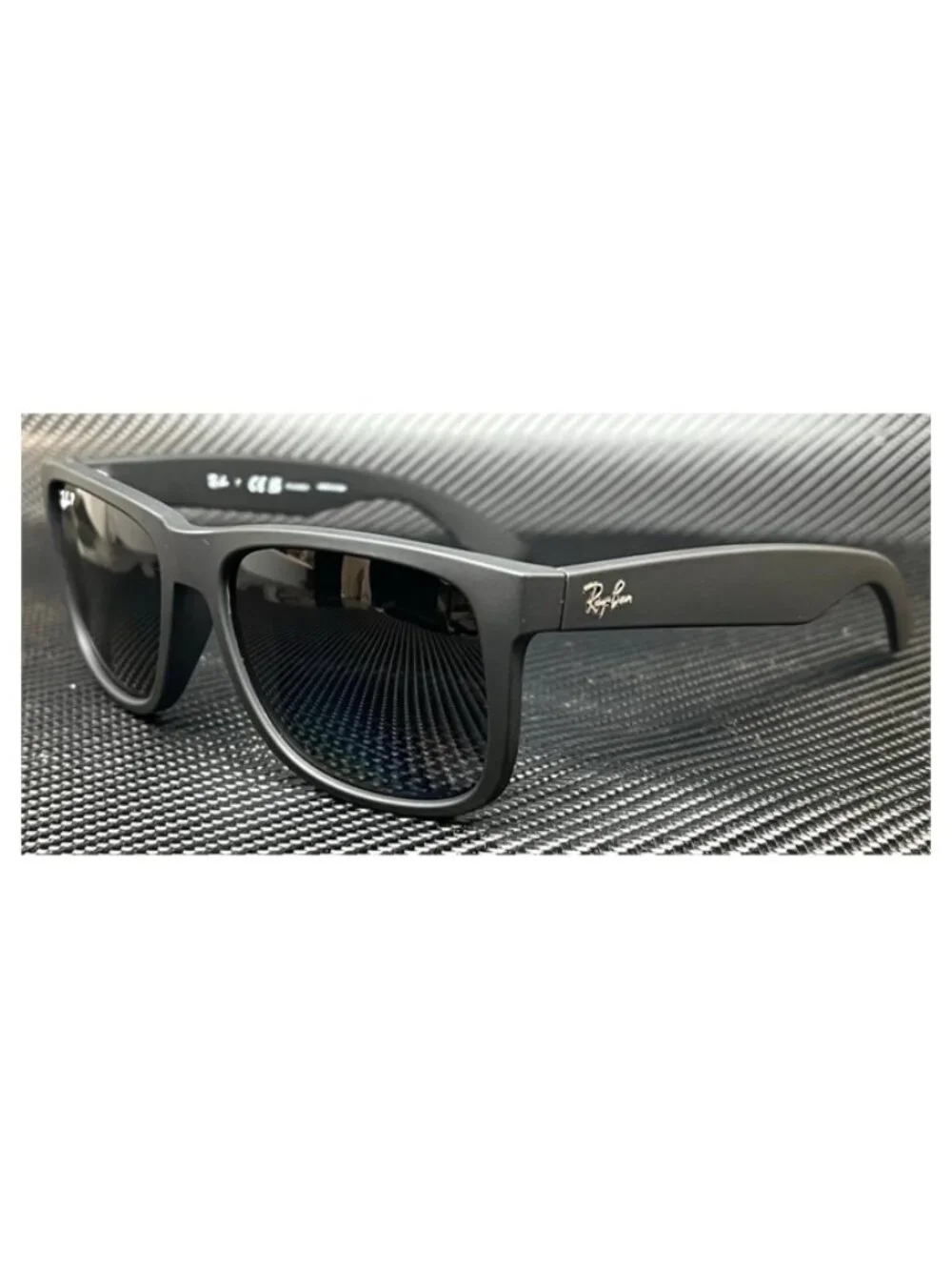 New Ray-Ban Men  Sunglasses --